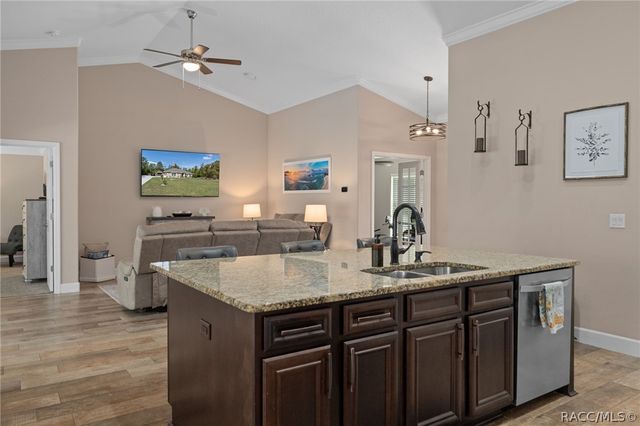 4268 N Saddletree Drive, Beverly Hills, FL 34465