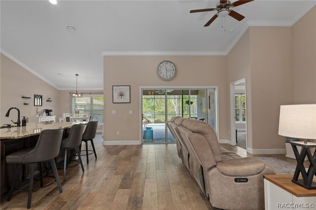 4268 N Saddletree Drive, Beverly Hills, FL 34465