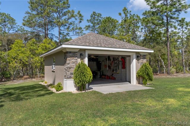 4268 N Saddletree Drive, Beverly Hills, FL 34465