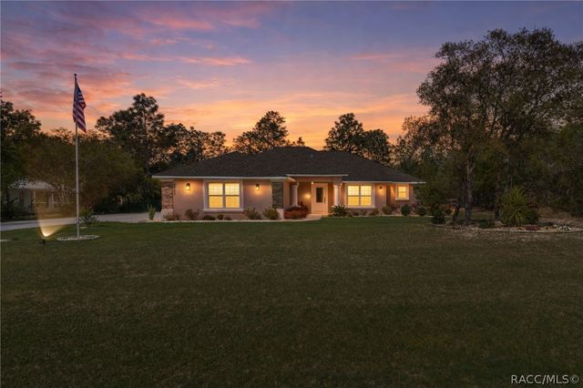 4268 N Saddletree Drive, Beverly Hills, FL 34465