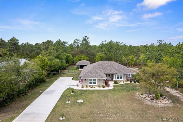 4268 N Saddletree Drive, Beverly Hills, FL 34465