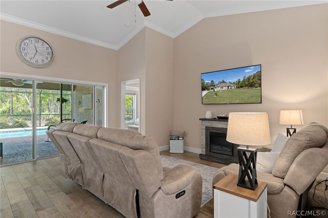 4268 N Saddletree Drive, Beverly Hills, FL 34465