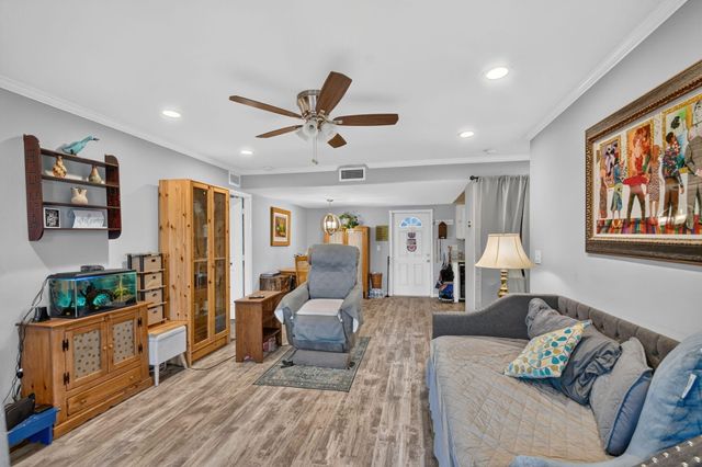 453 Lake Frances Drive, West Palm Beach, FL 33411