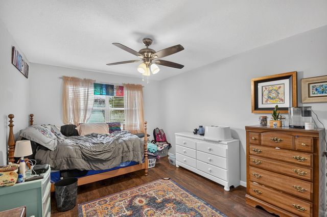 453 Lake Frances Drive, West Palm Beach, FL 33411