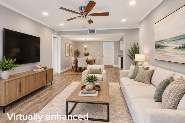 453 Lake Frances Drive, West Palm Beach, FL 33411
