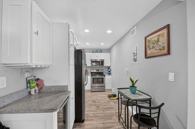 453 Lake Frances Drive, West Palm Beach, FL 33411