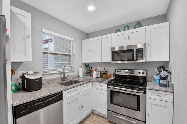 453 Lake Frances Drive, West Palm Beach, FL 33411