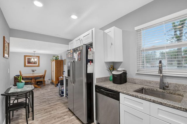 453 Lake Frances Drive, West Palm Beach, FL 33411