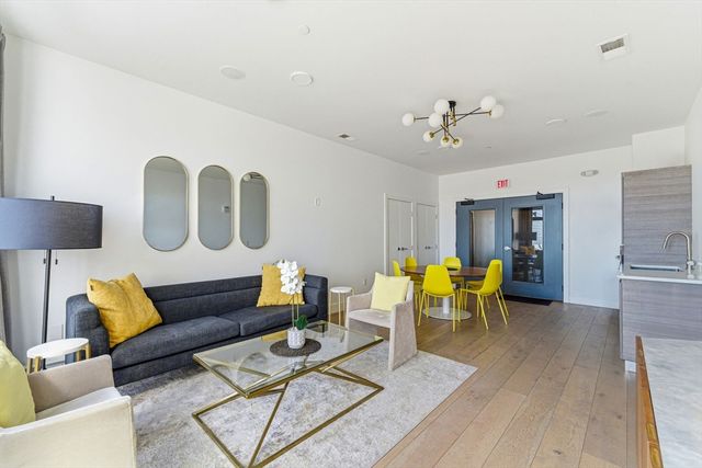 30 Penniman Rd 302, Boston, MA 02134