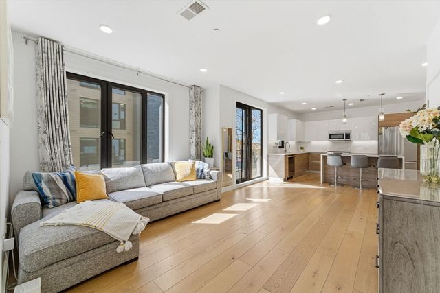 30 Penniman Rd 302, Boston, MA 02134