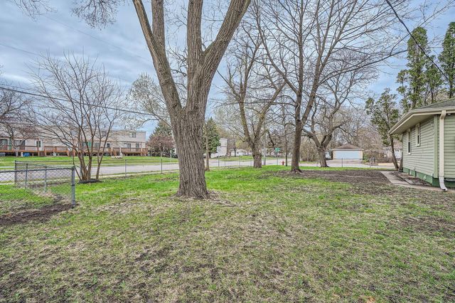 6300X Quebec Avenue N, Brooklyn Park, MN 55428