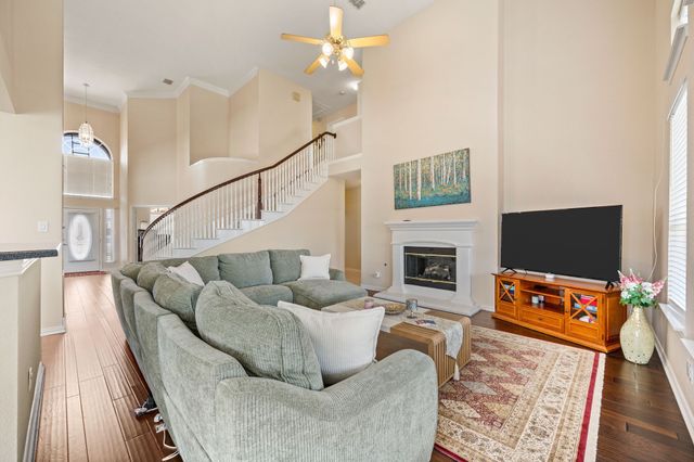 1804 Hill Ridge Drive, Flower Mound, TX 75028