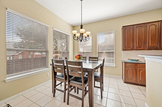 1804 Hill Ridge Drive, Flower Mound, TX 75028