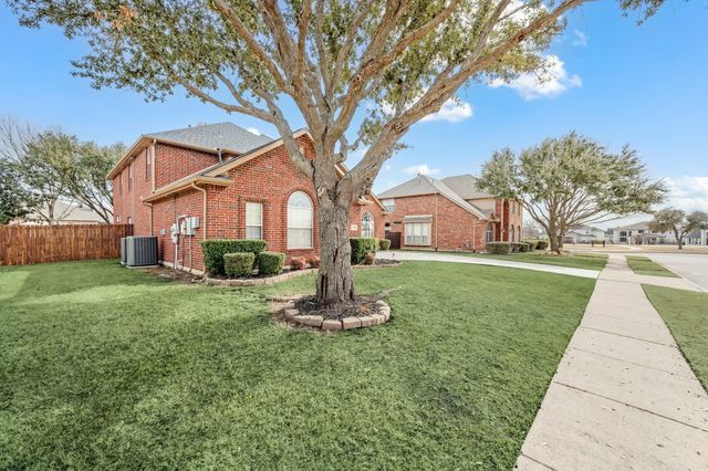 1804 Hill Ridge Drive, Flower Mound, TX 75028