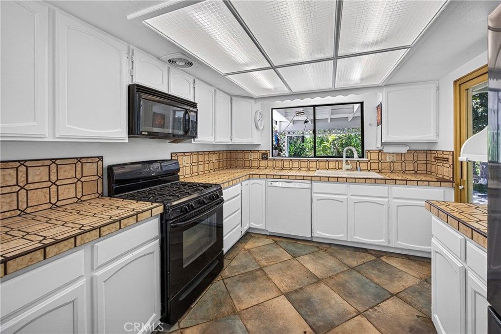 Image 9 of property listing at 26682 Aracena Drive, Mission Viejo, CA 92691