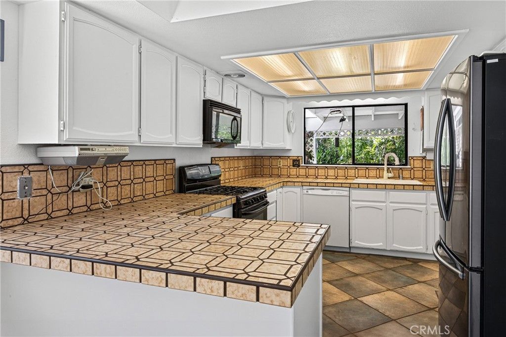Image 11 of property listing at 26682 Aracena Drive, Mission Viejo, CA 92691
