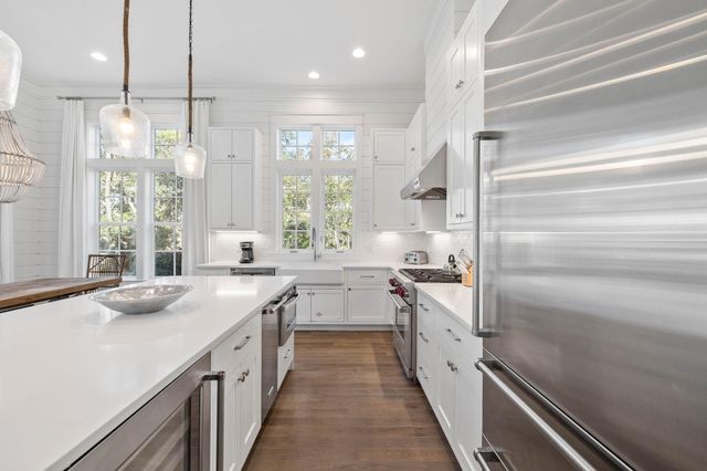 44 Seacrest Dr, Inlet Beach, FL 32461