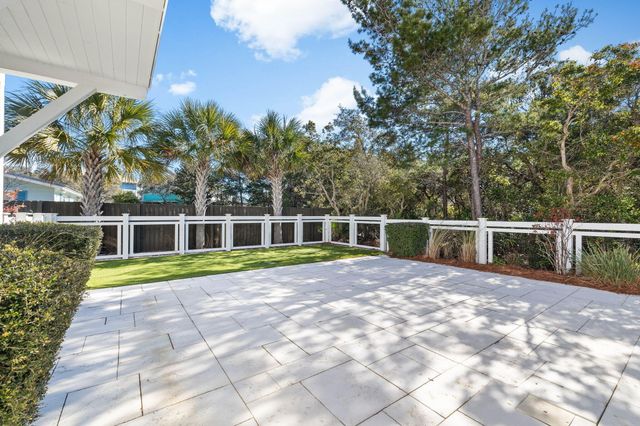 44 Seacrest Dr, Inlet Beach, FL 32461