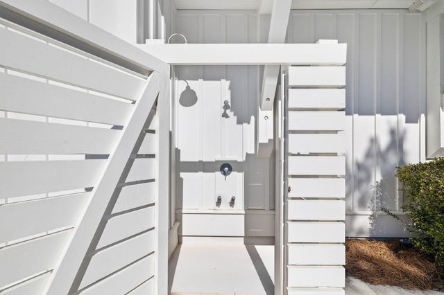 44 Seacrest Dr, Inlet Beach, FL 32461