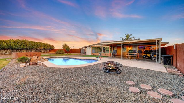 10914 W CAMPANA Drive, Sun City, AZ 85351