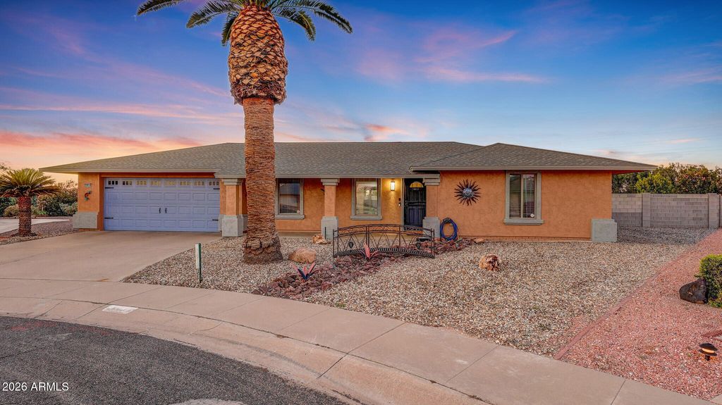 Image 59 of property listing at 10914 W CAMPANA Drive, Sun City, AZ 85351
