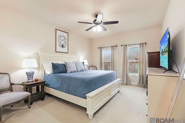 9311 Falling Oak Dr, Baton Rouge, LA 70817