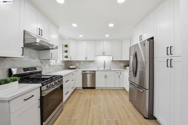4142 Wakefield Loop, Fremont, CA 94536