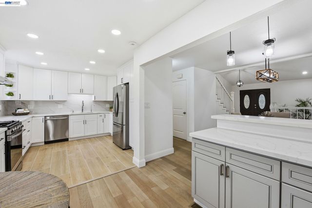4142 Wakefield Loop, Fremont, CA 94536