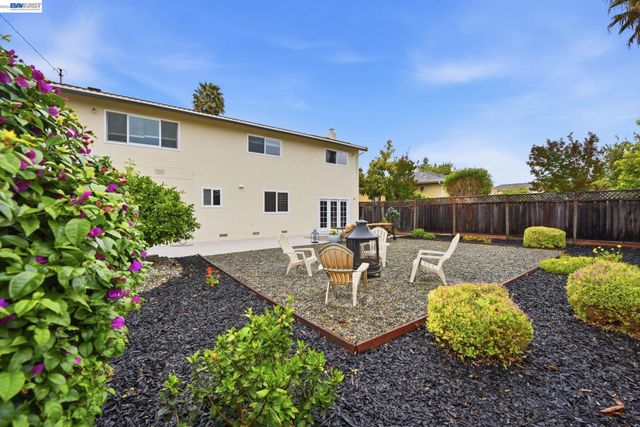 4142 Wakefield Loop, Fremont, CA 94536