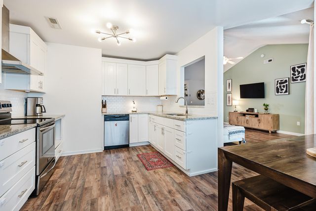 1260 Lakefront Drive, Charleston, SC 29412