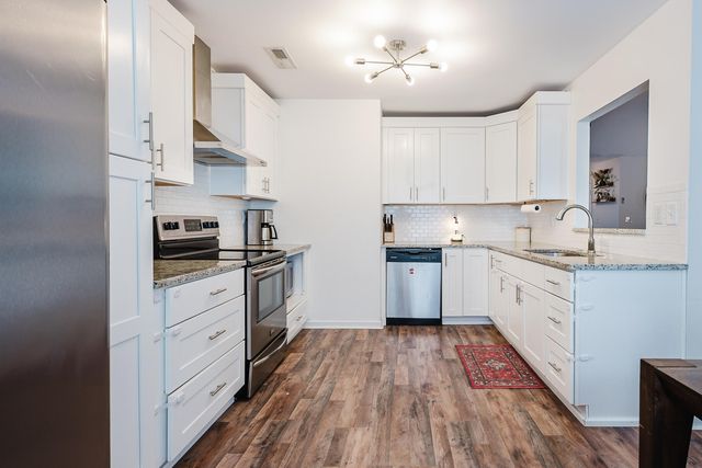 1260 Lakefront Drive, Charleston, SC 29412