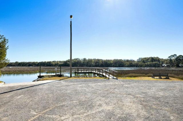 1260 Lakefront Drive, Charleston, SC 29412