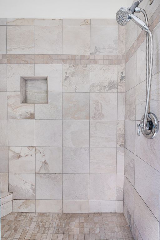 Image 20 of property listing at 1260 Lakefront Drive, Charleston, SC 29412