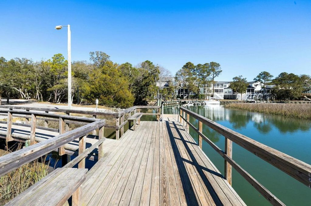 Image 38 of property listing at 1260 Lakefront Drive, Charleston, SC 29412