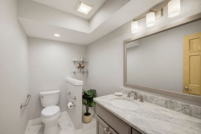 6200 Forest Highlands Drive, Fort Worth, TX 76132