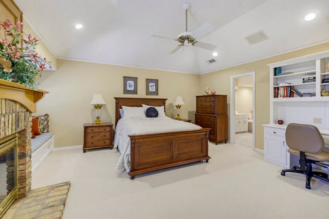 6200 Forest Highlands Drive, Fort Worth, TX 76132