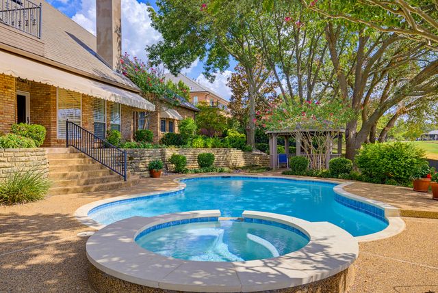 6200 Forest Highlands Drive, Fort Worth, TX 76132
