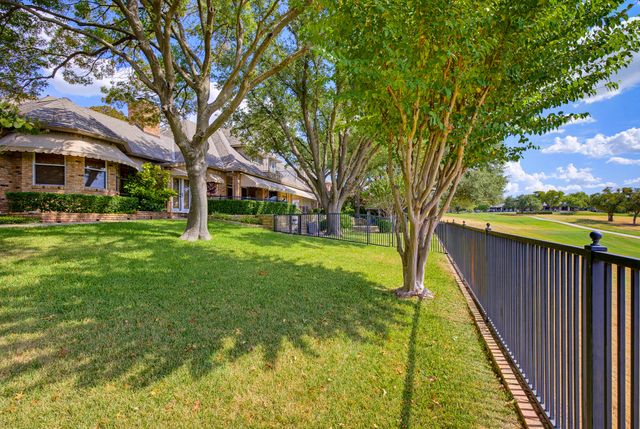 6200 Forest Highlands Drive, Fort Worth, TX 76132