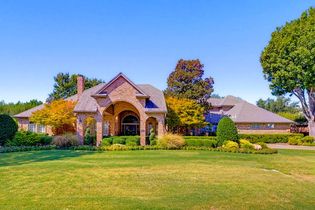 6200 Forest Highlands Drive, Fort Worth, TX 76132