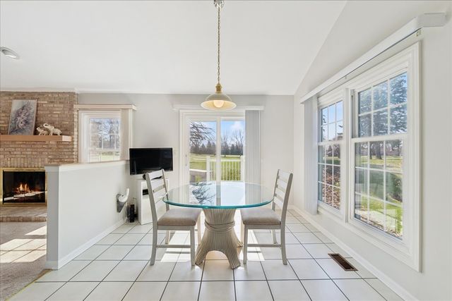 613 Rose Lane, Bartlett, IL 60103