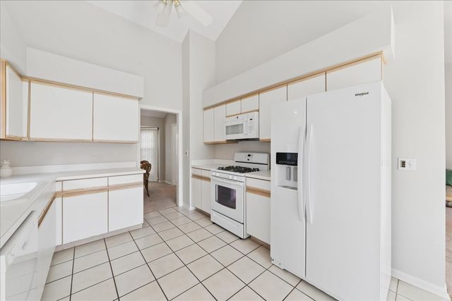 613 Rose Lane, Bartlett, IL 60103