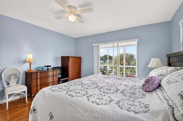 209 Somerset K, West Palm Beach, FL 33417