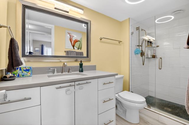 209 Somerset K, West Palm Beach, FL 33417