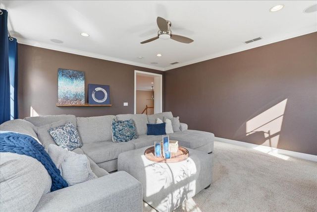 4685 Farrier Way, Roseville, CA 95747