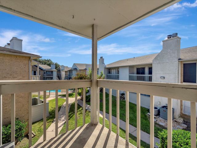 260 El Dorado Boulevard 1805, Houston, TX 77598