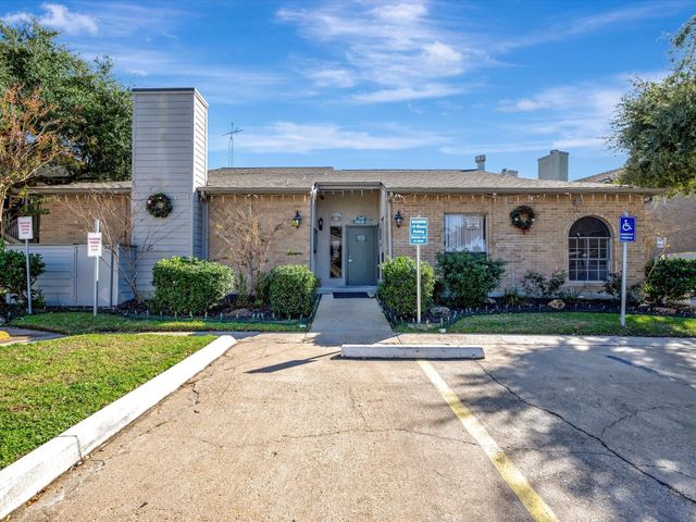 260 El Dorado Boulevard 1805, Houston, TX 77598
