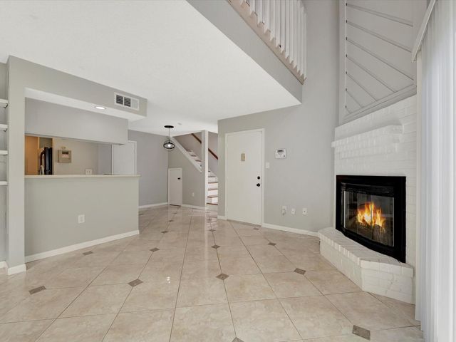 260 El Dorado Boulevard 1805, Houston, TX 77598