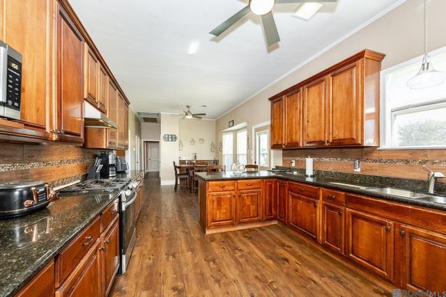 12148 La Hwy 73, Geismar, LA 70734