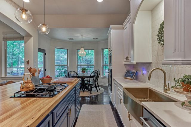 16727 Boothill Road, Stagecoach, TX 77355