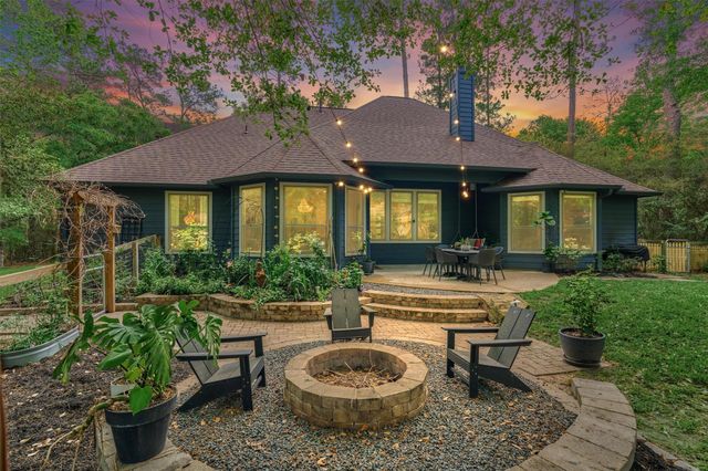 16727 Boothill Road, Stagecoach, TX 77355